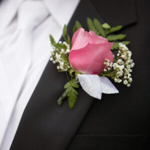 boutonniere pink-0